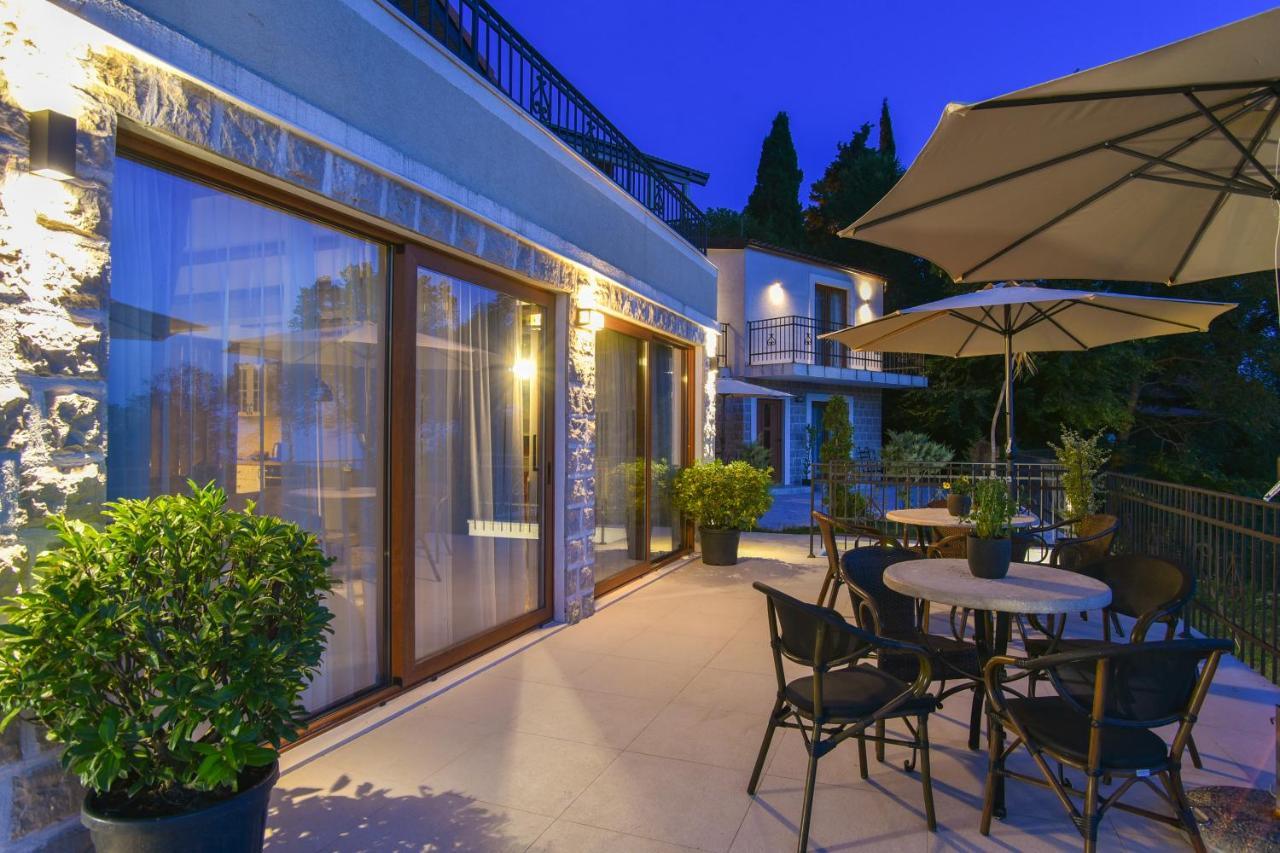 בודווה Sunset & Sunrise Villas In Stanisici-Two Villas With Common Pool מראה חיצוני תמונה