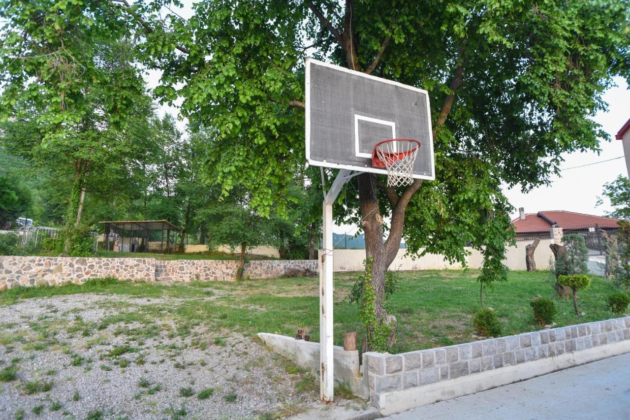 בודווה Sunset & Sunrise Villas In Stanisici-Two Villas With Common Pool מראה חיצוני תמונה