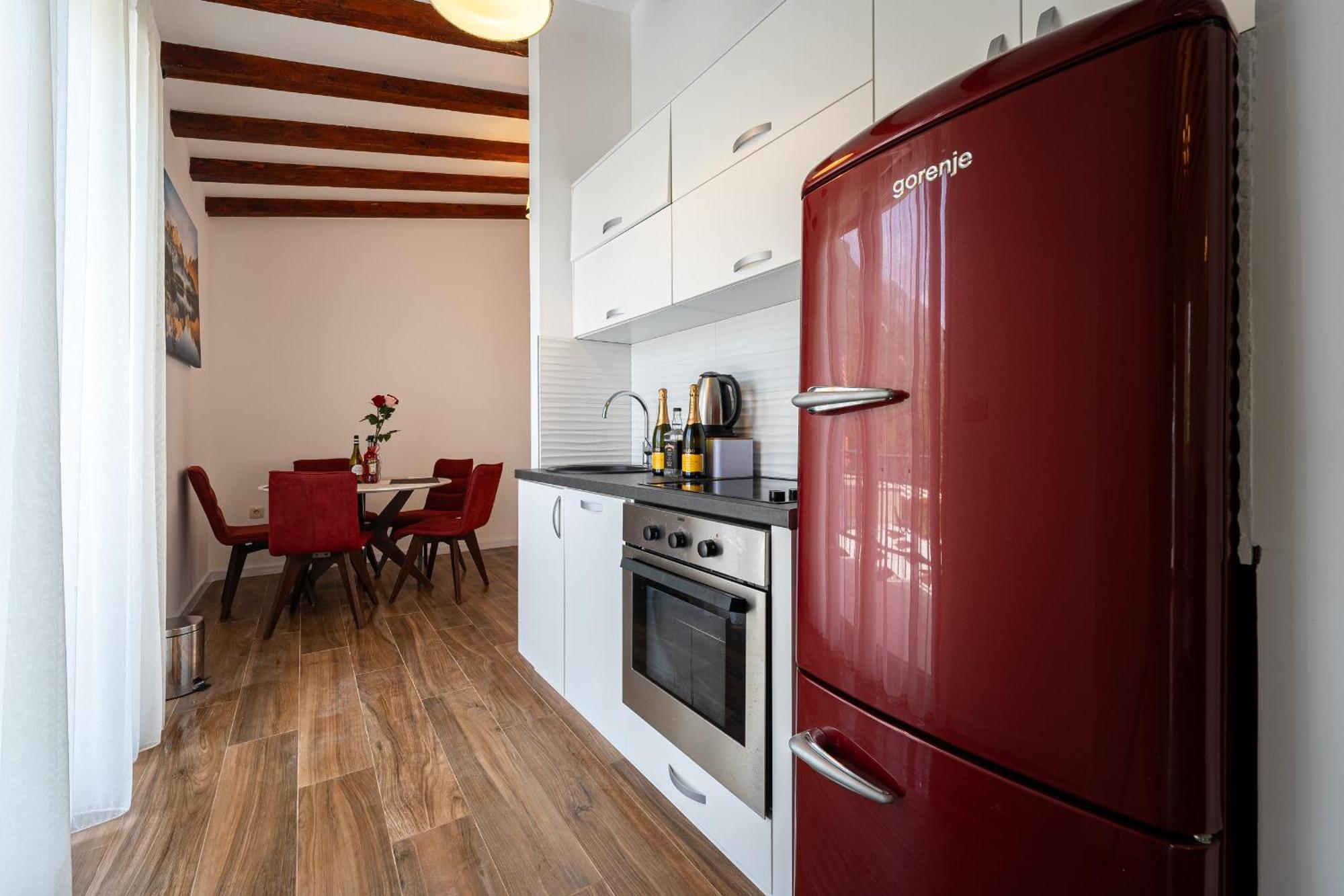 בודווה Sunset & Sunrise Villas In Stanisici-Two Villas With Common Pool מראה חיצוני תמונה