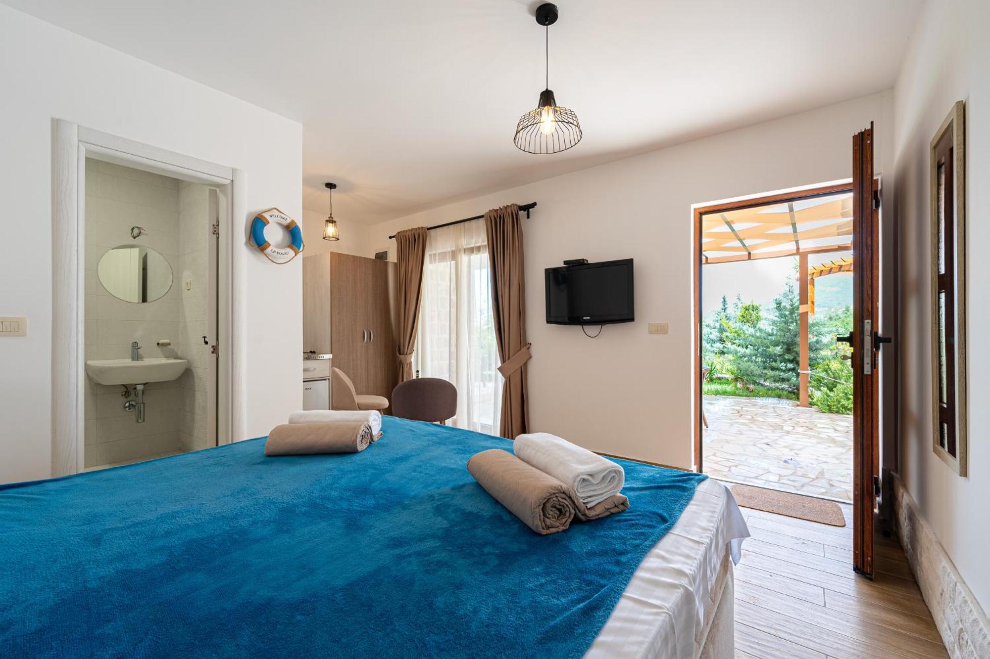 בודווה Sunset & Sunrise Villas In Stanisici-Two Villas With Common Pool מראה חיצוני תמונה