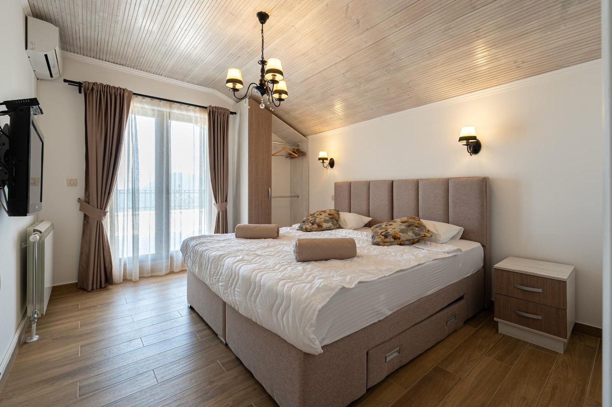 בודווה Sunset & Sunrise Villas In Stanisici-Two Villas With Common Pool מראה חיצוני תמונה