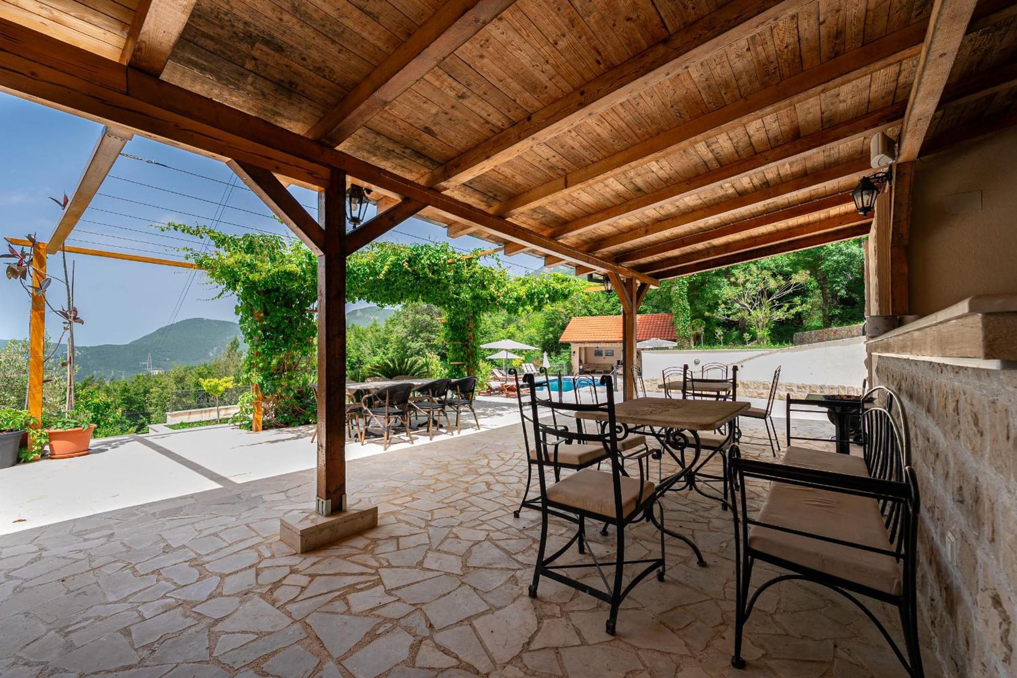 בודווה Sunset & Sunrise Villas In Stanisici-Two Villas With Common Pool מראה חיצוני תמונה