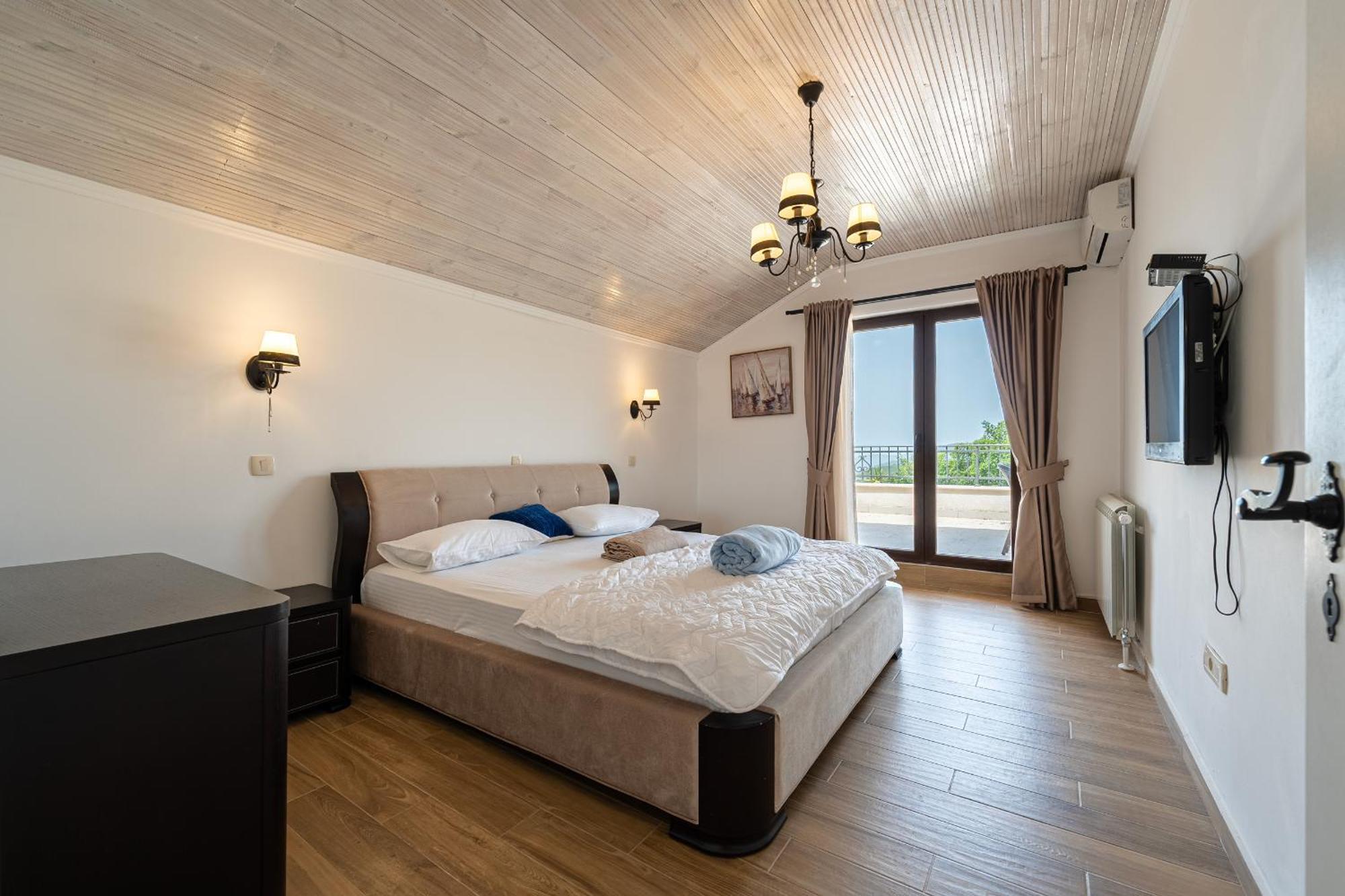 בודווה Sunset & Sunrise Villas In Stanisici-Two Villas With Common Pool מראה חיצוני תמונה