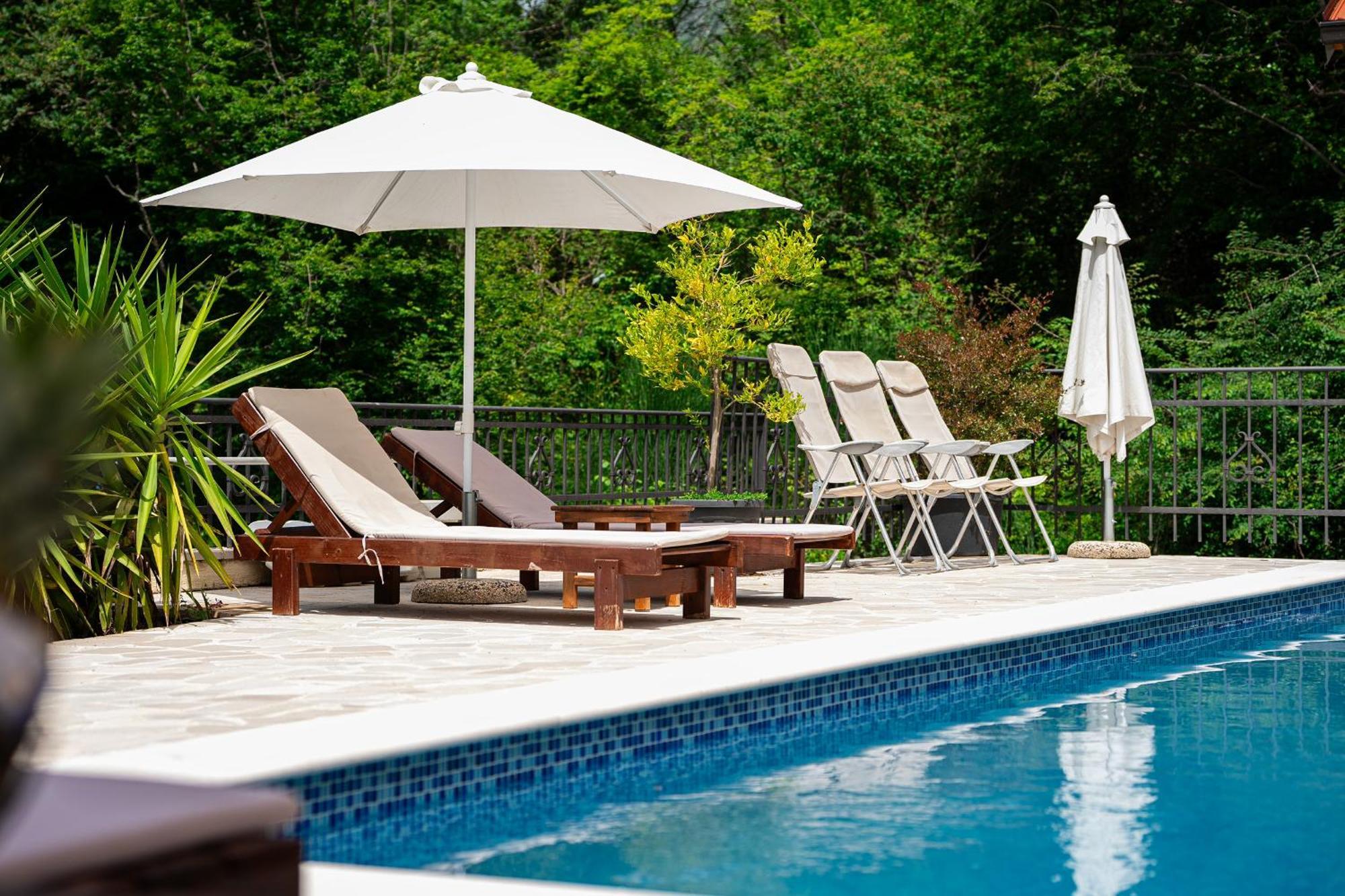 בודווה Sunset & Sunrise Villas In Stanisici-Two Villas With Common Pool מראה חיצוני תמונה